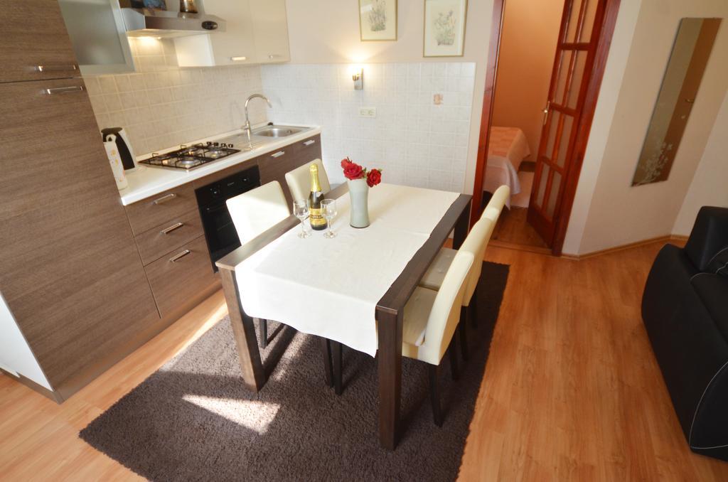Apartment Ivanka Ровинь Экстерьер фото